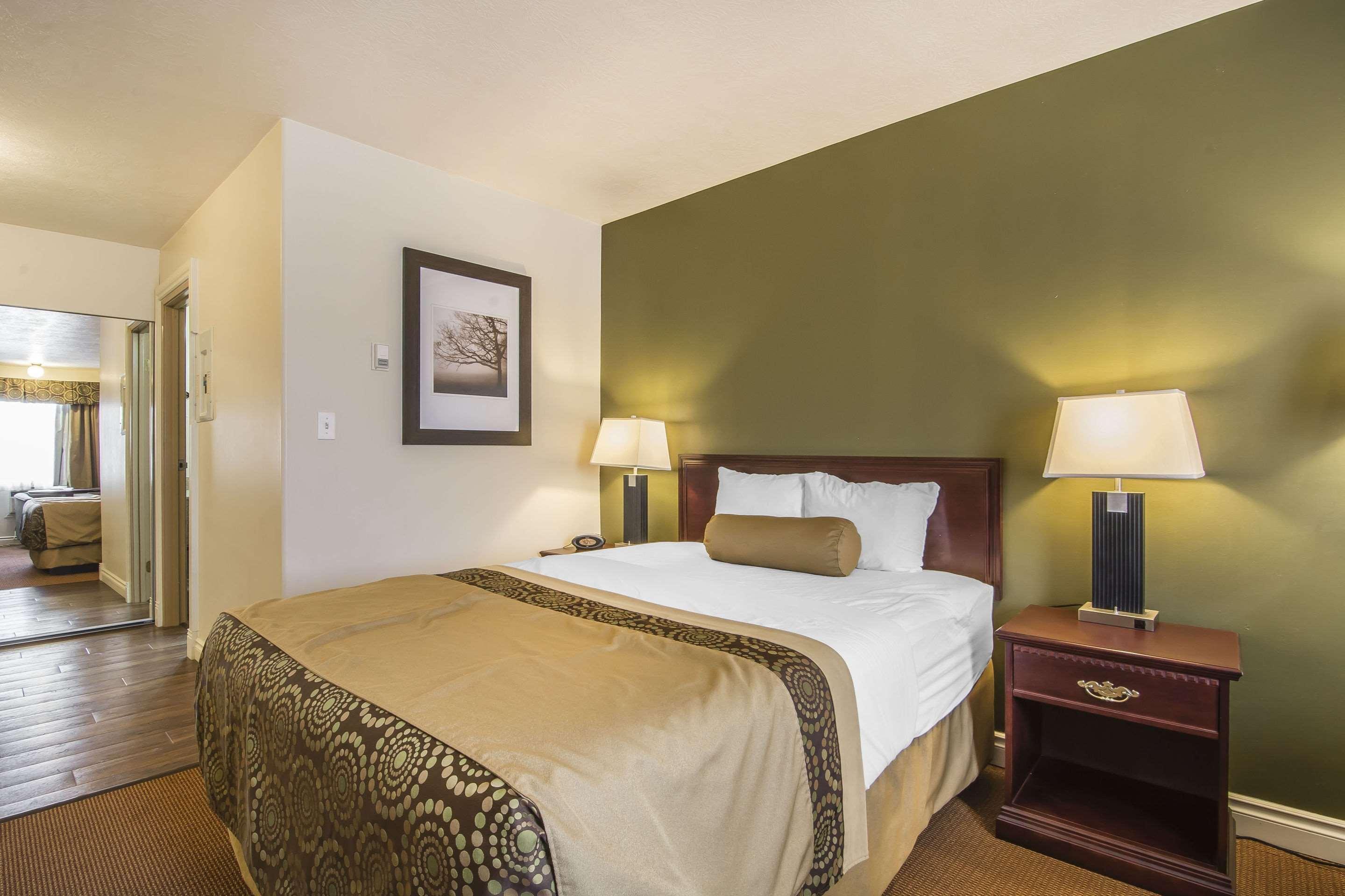 Econo Lodge Inn & Suites High Level Kültér fotó
