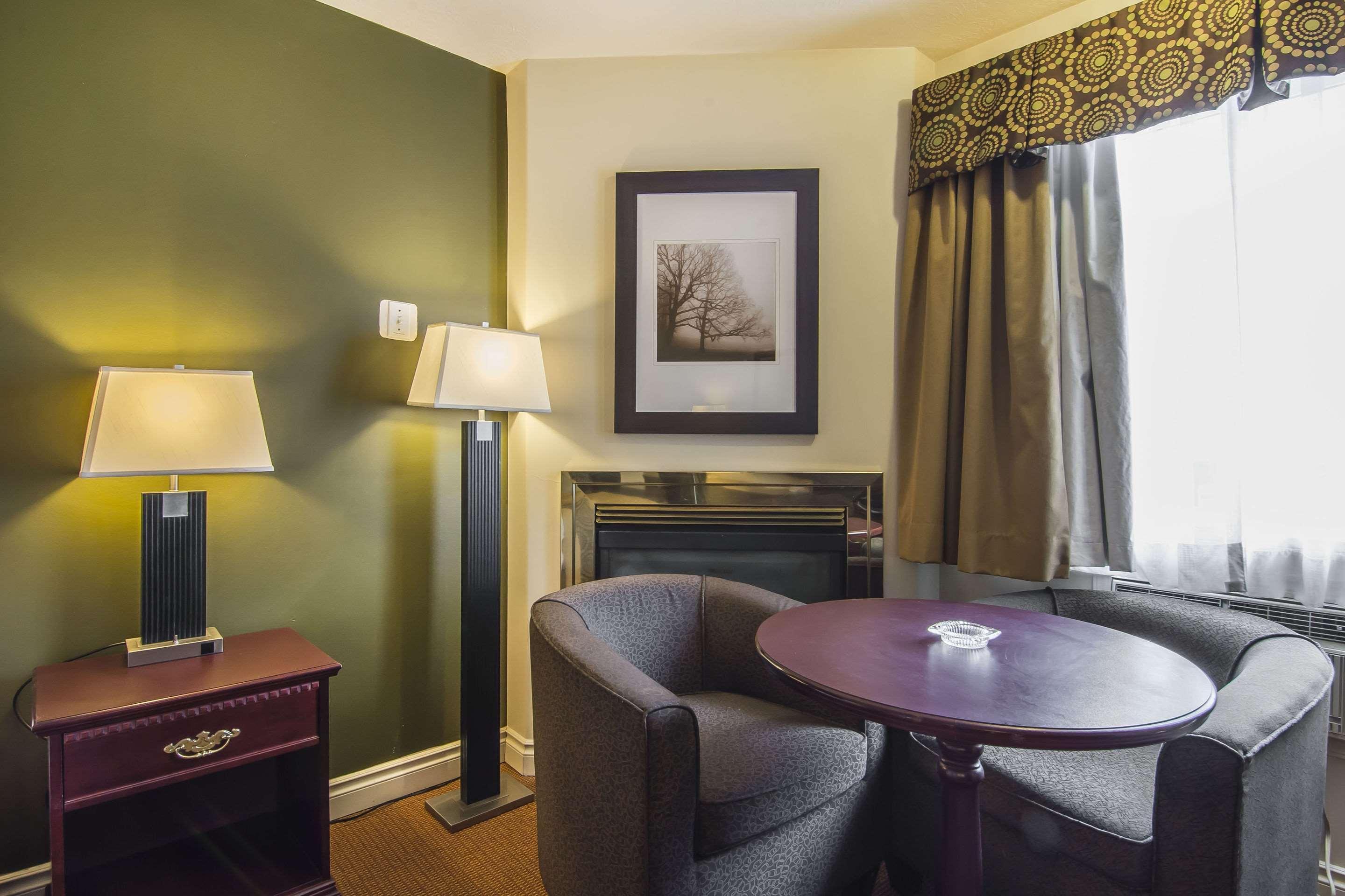 Econo Lodge Inn & Suites High Level Kültér fotó