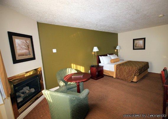 Econo Lodge Inn & Suites High Level Szoba fotó